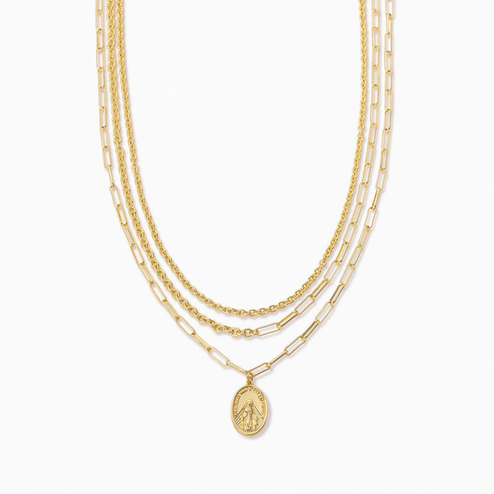 Uncommon James Three's Company gold necklace